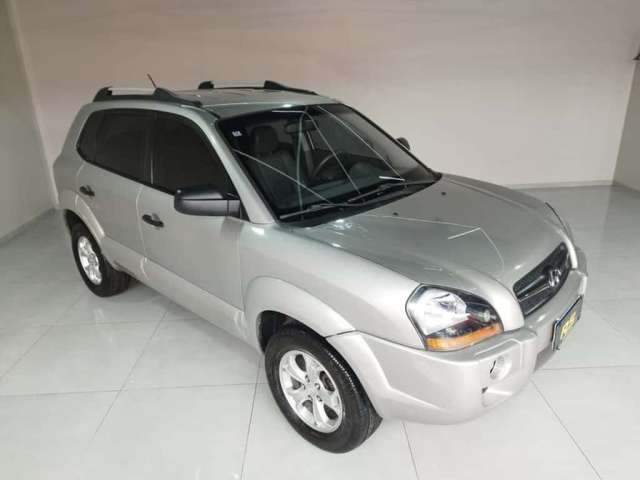 HYUNDAI TUCSON GL 2.0L 2010