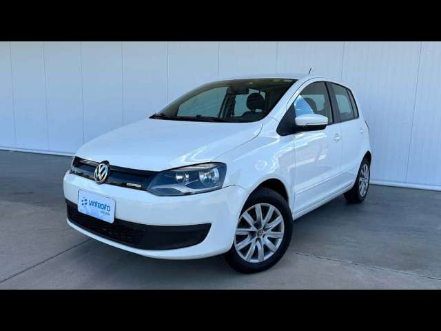 VW - VolksWagen Fox BLUEMOTION 1.0 Mi Total Flex 12V 5p 2014 Flex