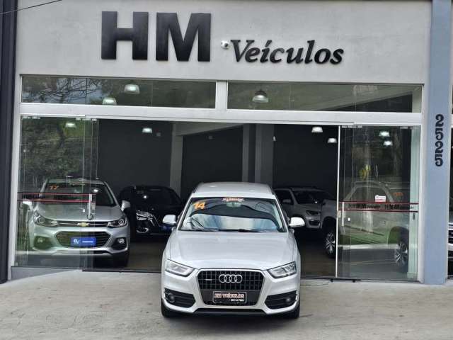 Audi Q3 2.0 Tfsi Ambiente Quattro 4P Gasolina S Tronic