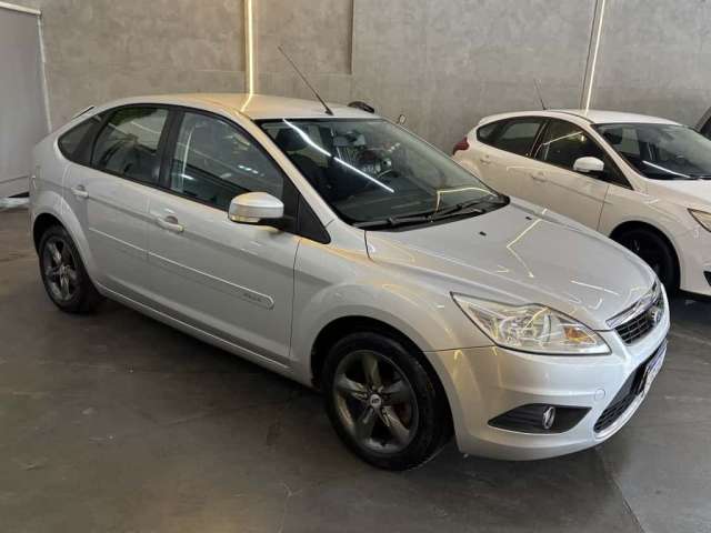 Focus Hatch 1.6  - Flex - 2011