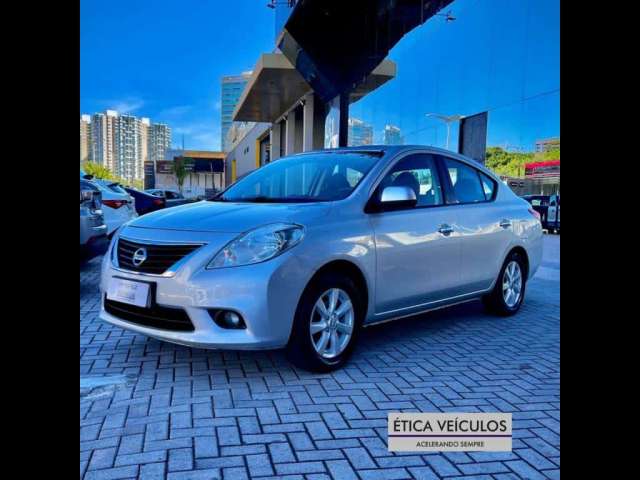 Nissan VERSA SL 1.6 16V Flex Fuel 4p Mec.