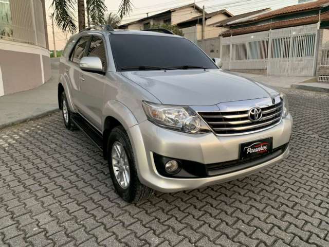 TOYOTA HILUX SW4