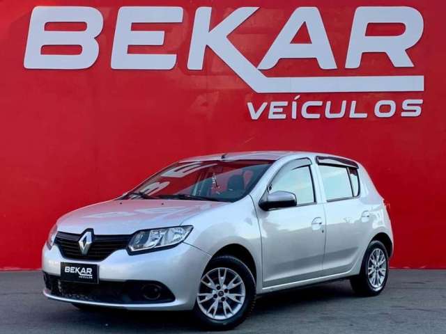 RENAULT SANDERO AUTH 10 2015