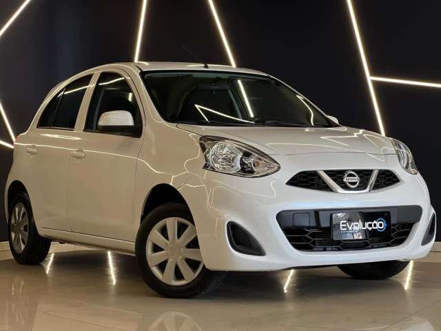 Nissan March 10S - Branca - 2014/2015