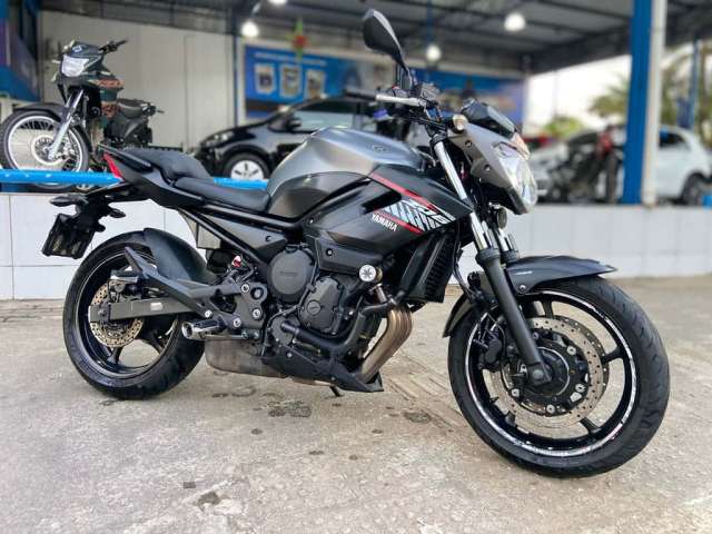 YAMAHA XJ6 N