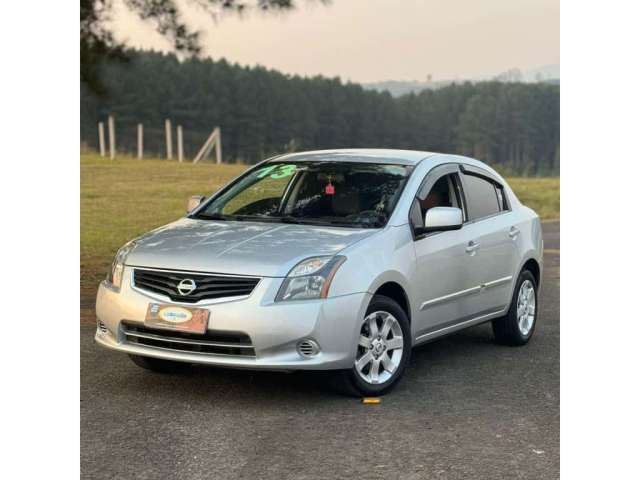 Nissan Sentra /  20 FLEX - Prata - 2012/2013