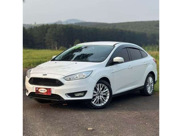 Ford Focus Sedan I/  SE AT 2.0SC - Branca - 2016/2017