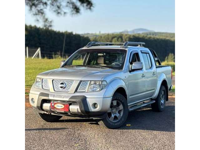 Nissan Frontier SE ATTACK CD 4x2 2.5 TB Diesel - Prata - 2011/2012