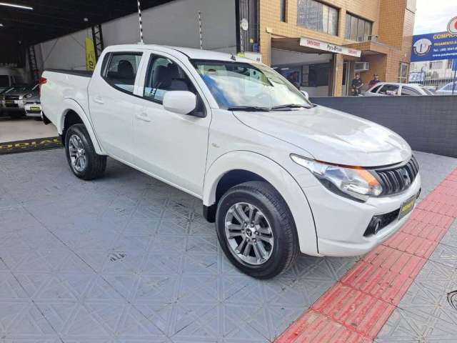 Mitsubishi L200 Triton COMPLETA 4X4 DIESEL 38 MIL KM  - Branca - 2022/2023