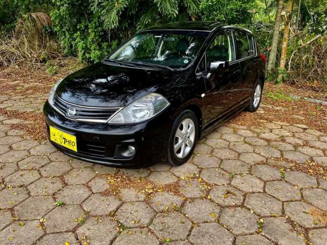 Nissan Tiida SL 1.8/1.8 Flex 16V Aut.  - Preta - 2011/2012