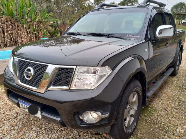 NISSAN FRONTIER à venda.