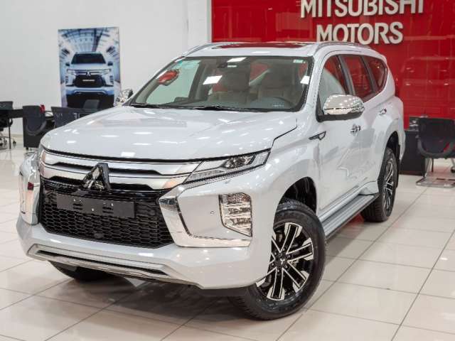 Mitsubishi Pajero Sport HPE-S