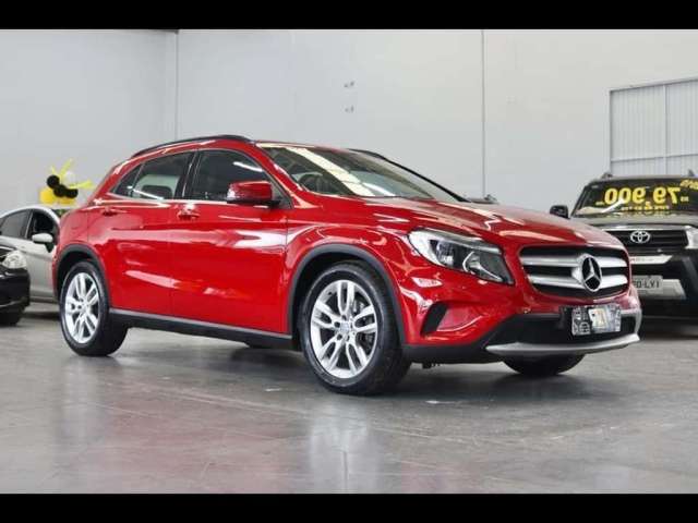 MERCEDES-BENZ GLA200FF 2015