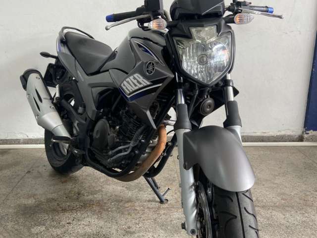 Yamaha Fazer 250 