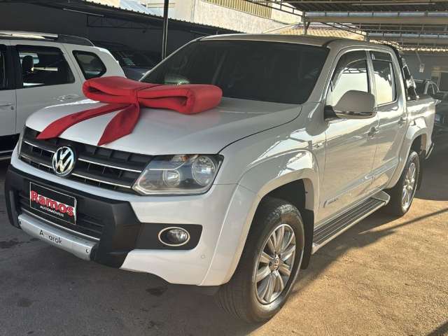 VW - AMAROK 4 X 4 HIGLINE