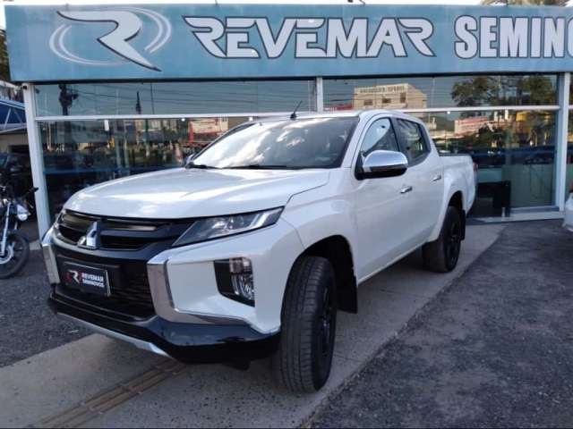 Mitsubishi L200 TRITON 2.4 16V TURBO DIESEL SPORT HPE CD 4P 4X4 AUTOMÁTICO