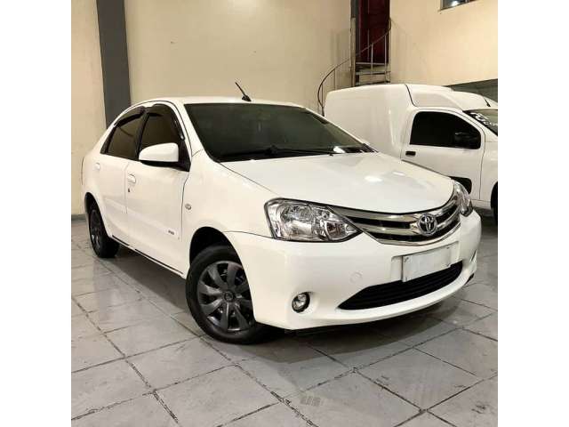 Toyota Etios 2017 1.5 xs sedan 16v flex 4p manual