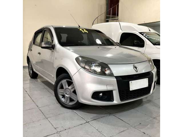 Renault Sandero 2014 1.0 expression 16v flex 4p manual