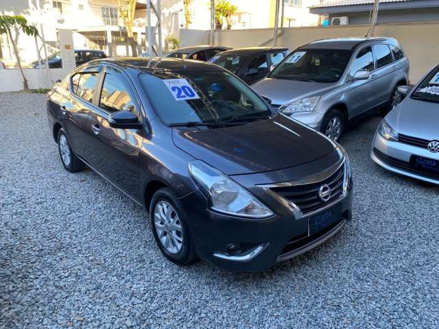 NISSAN VERSA SV 1.6 COMPLETO GNV 2020