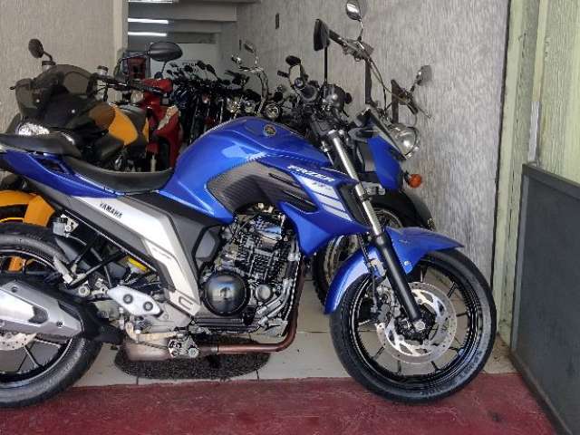 YAMAHA FZ 25 250 FAZER FLEX ABS  IMPECAVEL