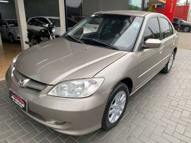 Civic LX 1.7 Gasolina 2005.