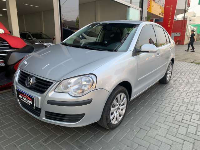 Polo Sedan 1.6 Total Flex 2011.