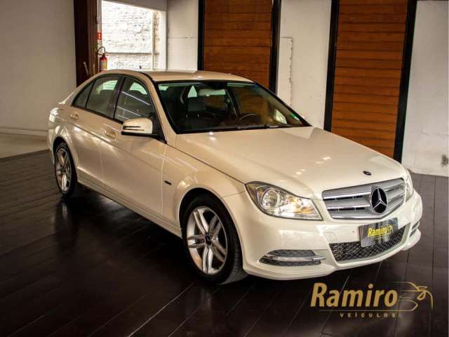 Mercedes-Benz C-180 M.BENZ I/ C 180 CGI - Branca - 2012/2012