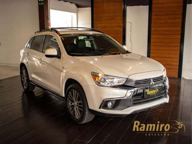 Mitsubishi ASX MC/ 2.0 CVT FLEX - Branca - 2017/2018