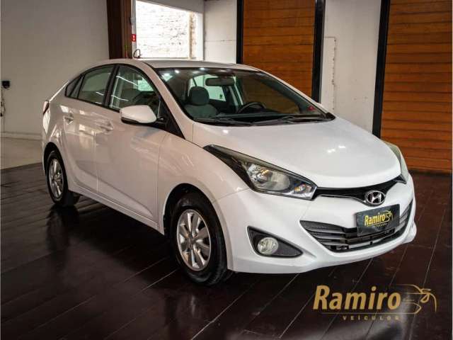 Hyundai HB20S HB20 COMFORT 1.0 - Branca - 2014/2015