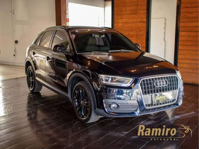 Audi Q3 /  2.0TFSI - Azul - 2013/2014