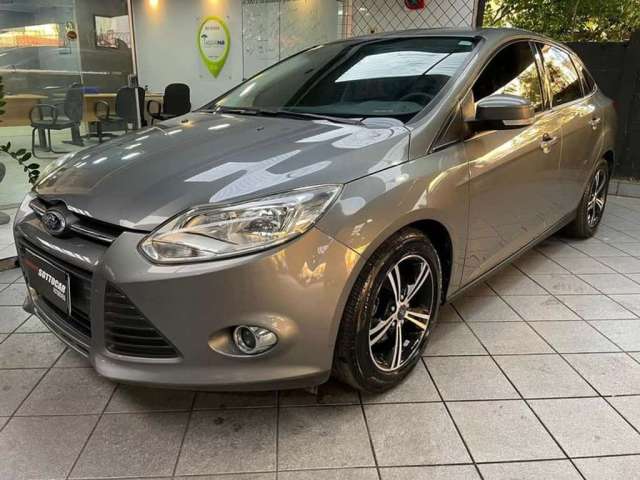 FORD FOCUS AT 1.6S 2014