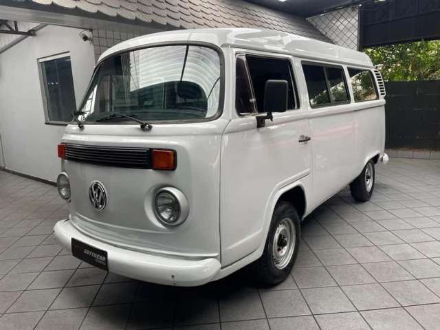 VOLKSWAGEN KOMBI 2000