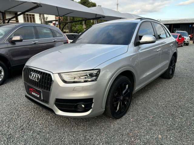 Audi Q3 /  2.0TFSI - Prata - 2014/2014