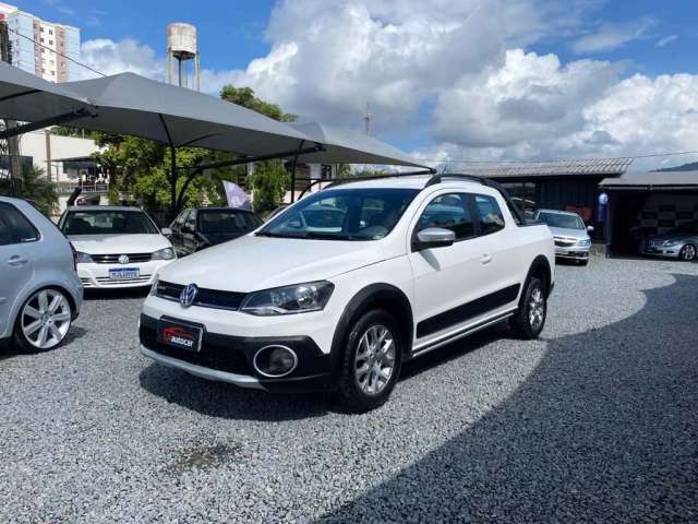 Volkswagen Saveiro W/ CD CROSS MA - Branca - 2014/2015