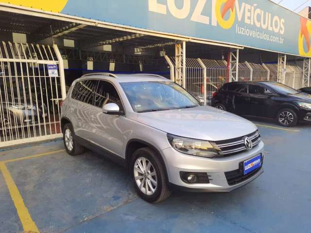 VOLKSWAGEN TIGUAN 2.0 TSI 16V TURBO 4P