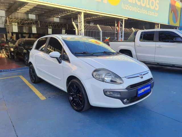 FIAT PUNTO 1.6 ESSENCE 16V 4P