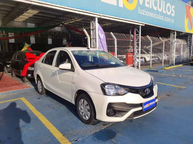 TOYOTA ETIOS 1.5 X SEDAN 16V 4P