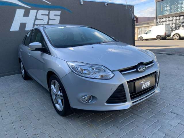 FORD FOCUS SE AT 2.0T 2014