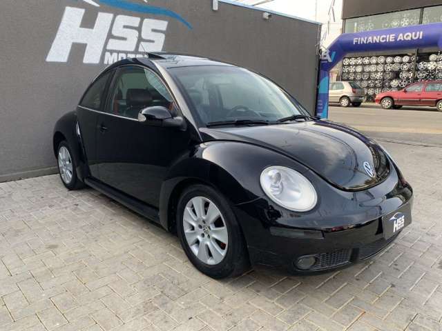 VOLKSWAGEN BEETLE 2.0