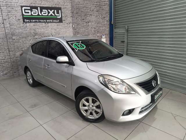 Nissan Versa 1.6 SL 2013