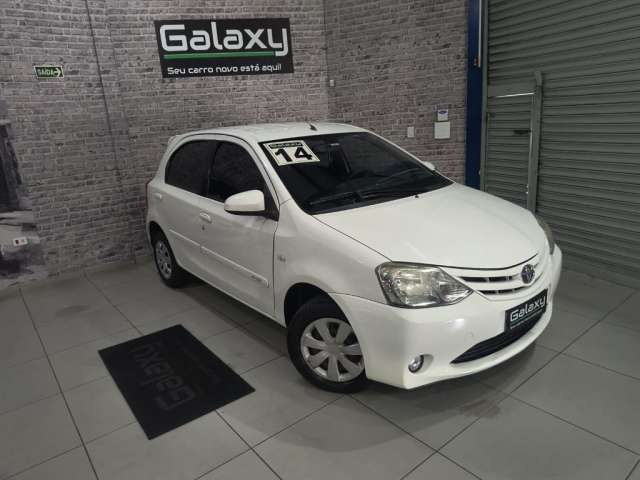 Toyota Etios 1.5 XS 2014