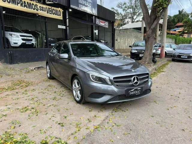 MERCEDES-BENZ A200FF 2015