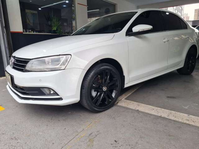 Volkswagen Jetta Gasolina Automático