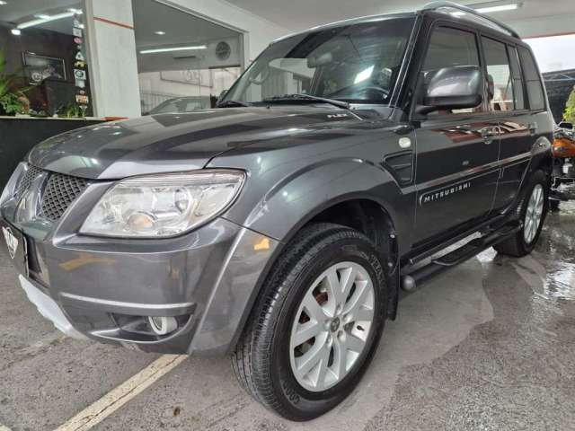 Mitsubishi Pajero TR4 Flex Automático