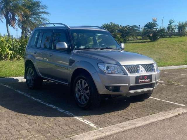 MITSUBISHI PAJERO TR4 FL 2WD HP 2013