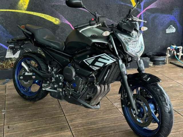 YAMAHA XJ6 N 2013