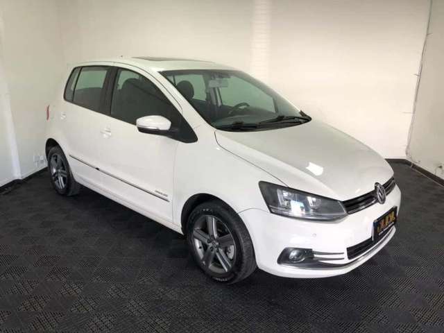 VOLKSWAGEN FOX MSI HIGHLINE 1.6 16V TOTAL FLEX 4P 2015