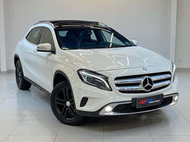 MERCEDES-BENZ GLA200  2016