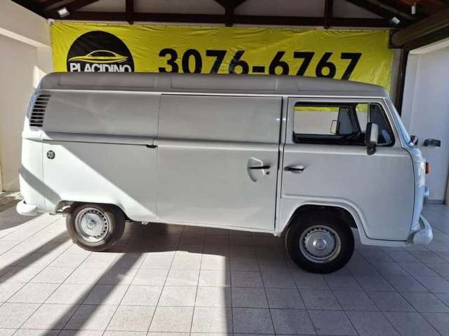 VOLKSWAGEN KOMBI FURGAO 1.6 4P 2001