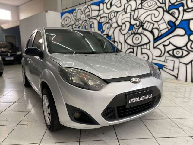 Ford Fiesta sedan 1.0 - Completo - 2014 - Baixo km